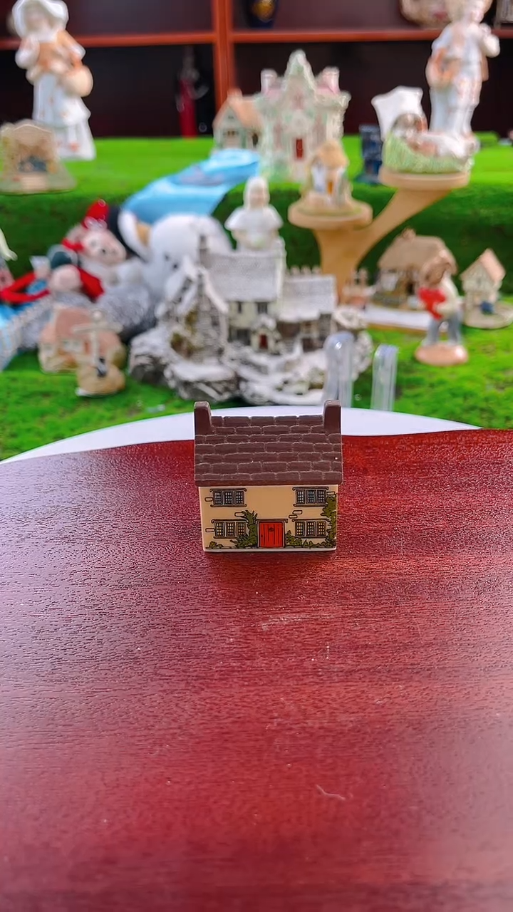 【闪购商品】紫砂茶宠Lilliput中古小房子