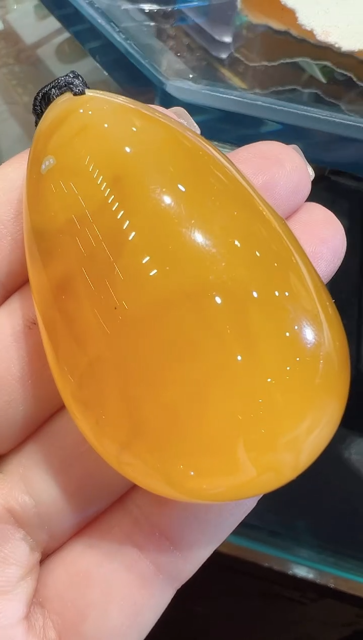 蜜蜡颈饰未镶嵌蜜蜡吊坠