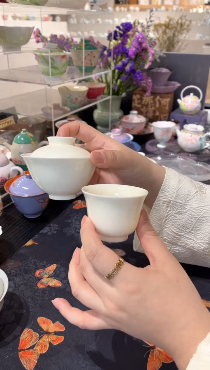 【闪购商品】盖碗+茶杯*2  哈哈哈哈