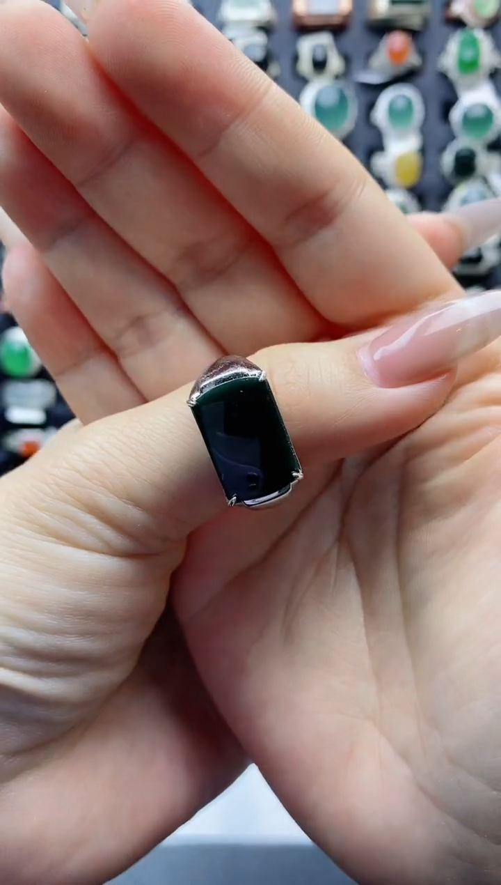 【闪购商品】翡翠戒指银S925镶嵌天然翡翠男戒