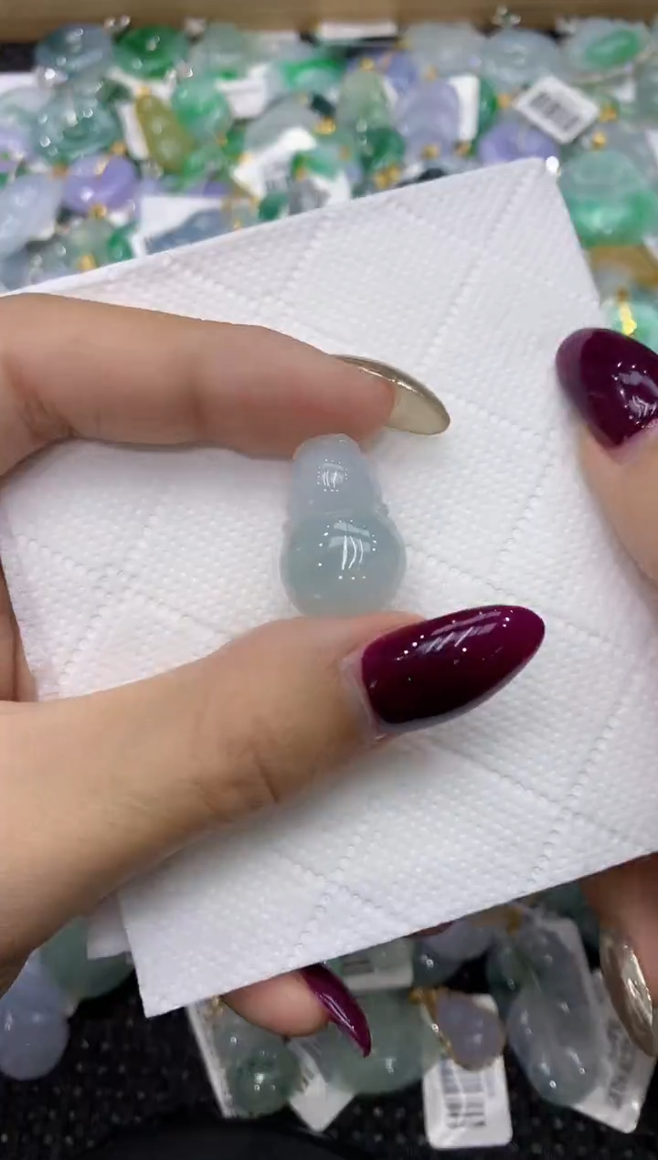 翡翠未镶嵌颈饰111111111111