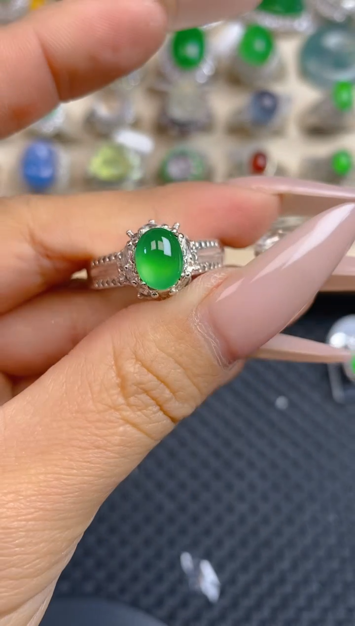 【闪购商品】定制翡翠未镶嵌翡翠裸石蛋面109