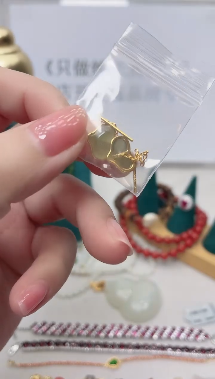 银S925镶嵌和田玉耳饰028BJ0103产品一个（多样性）