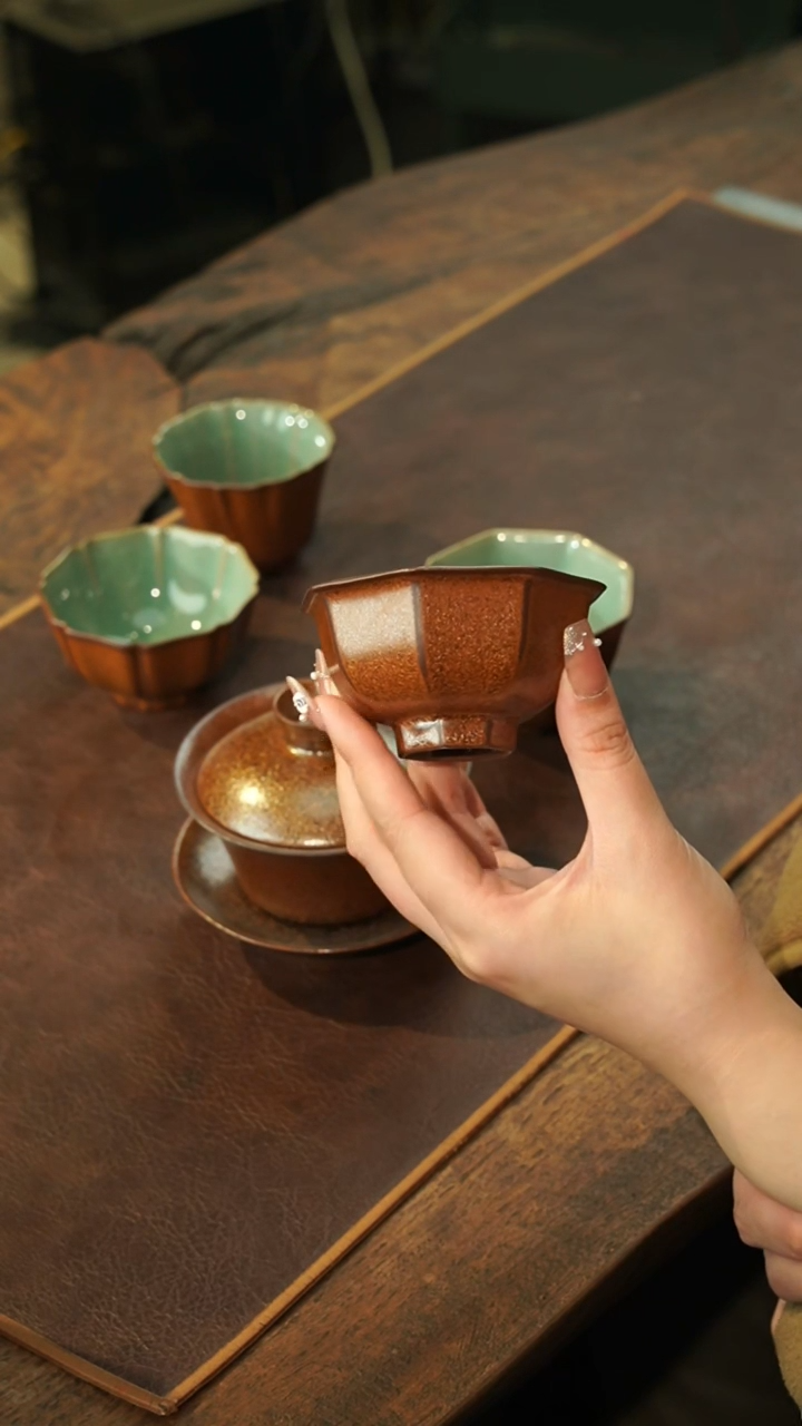 【闪购商品】瓷片瓷茶记 茶叶末釉 撇口八方杯