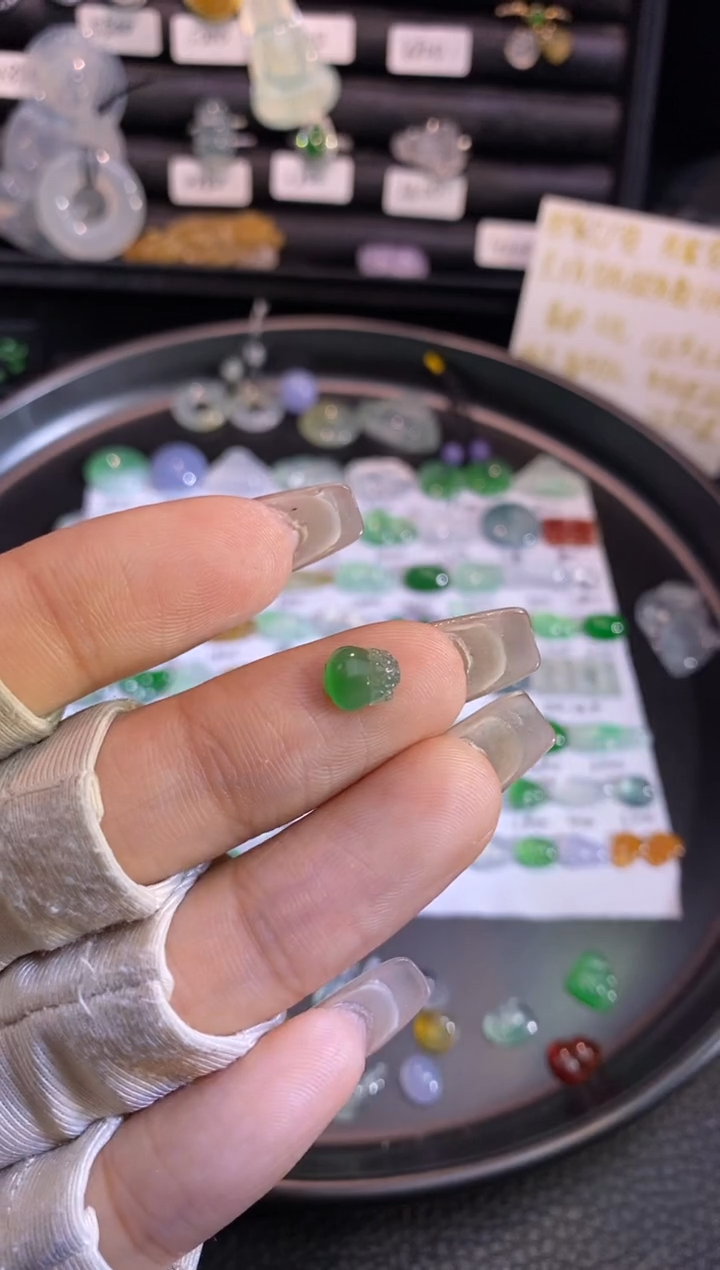 【闪购商品】翡翠挂件未镶嵌金蟾