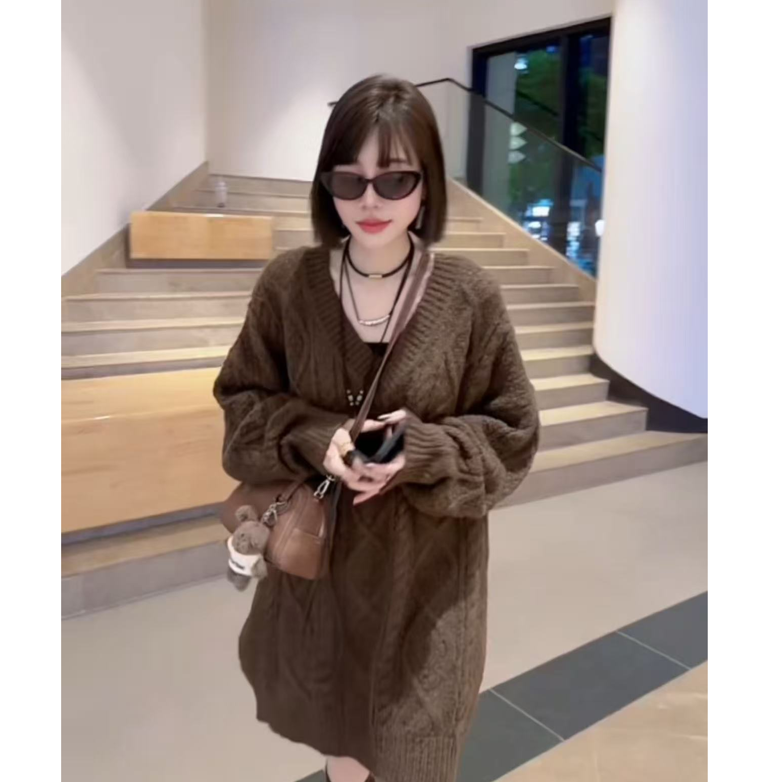 欧货复古咖色中长款套头毛衣女秋冬V领宽松加厚针织外套百搭9094