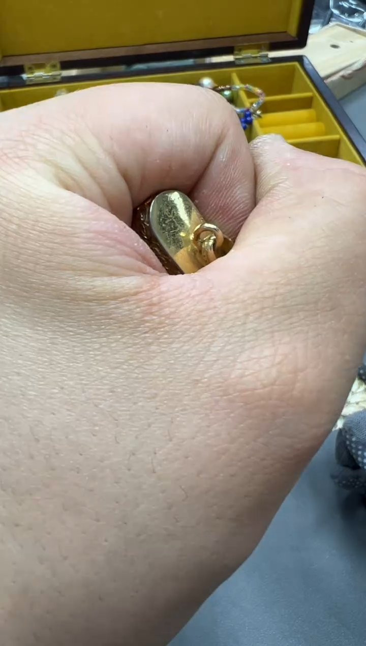 金属名*工艺品小四孤品收藏