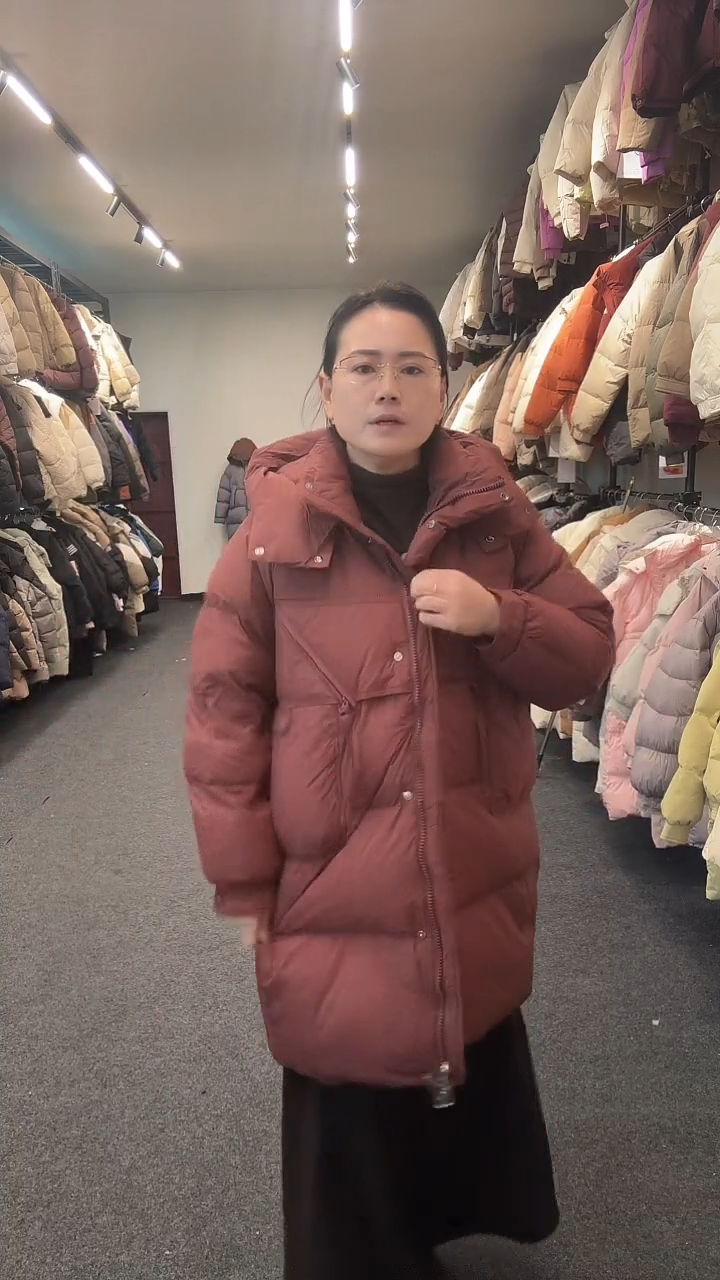 艾雨衣尚一秒闪购羽绒服