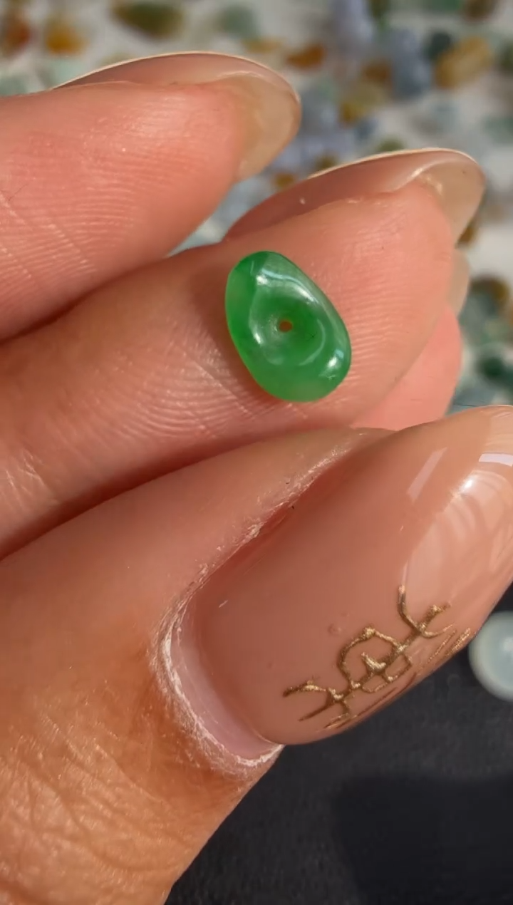 未镶嵌定制翡翠7.8*5.2*2.1/480+48