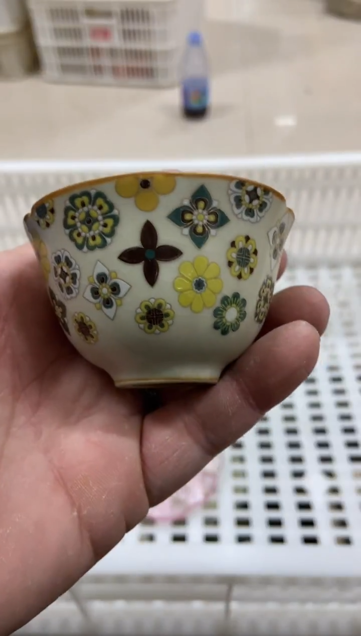 杯子瓷无运费险有瑕疵的摄影的产品有使用过的痕迹有点脏介意勿拍