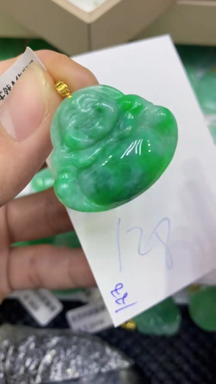 颈饰18K金镶嵌翡翠缅甸A货翡翠