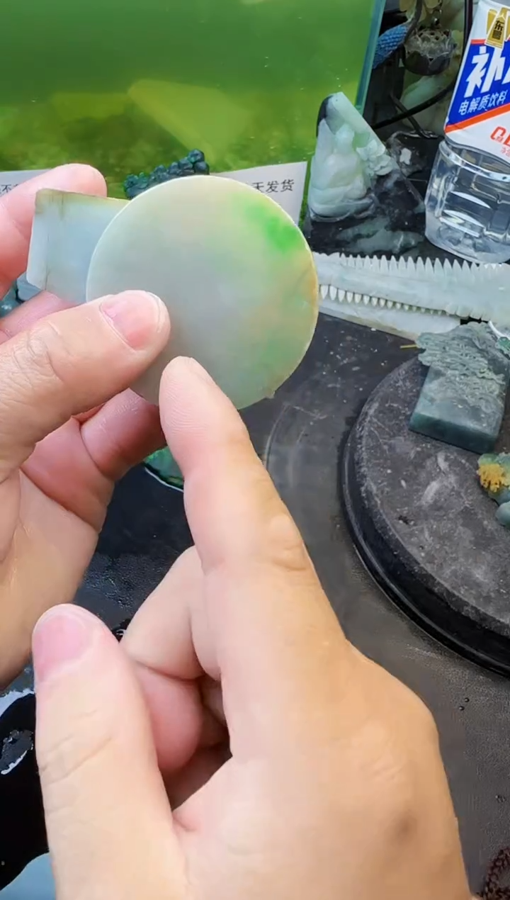 翡翠未镶嵌颈饰天然翡翠200
