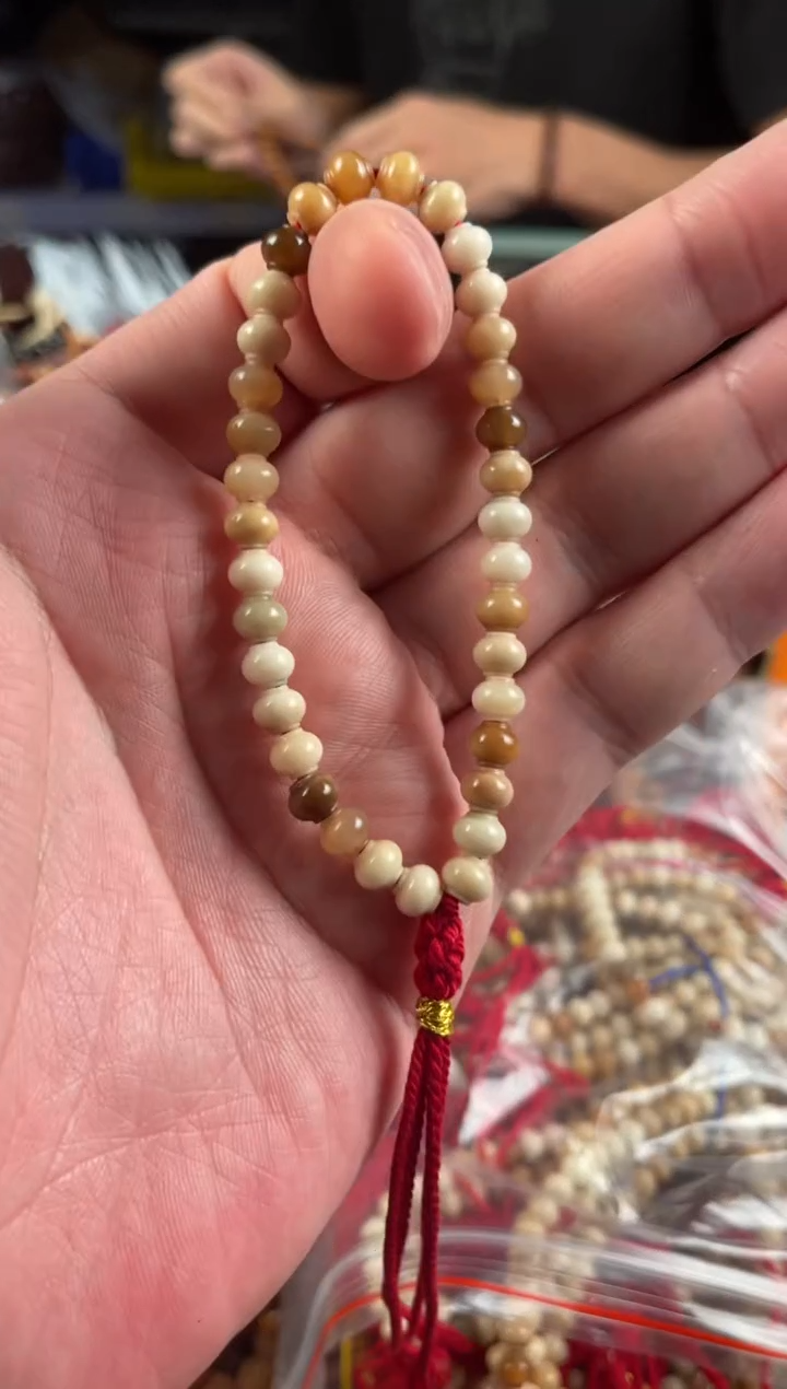 手串白玉菩提王胖子文玩工作室龙脊菩提灯笼手持6.8左右随机发
