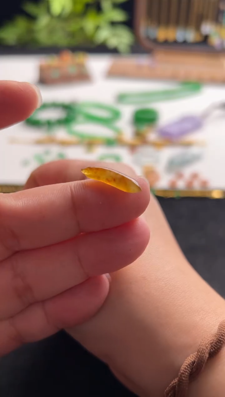 【闪购商品】翡翠裸石未镶嵌480豆