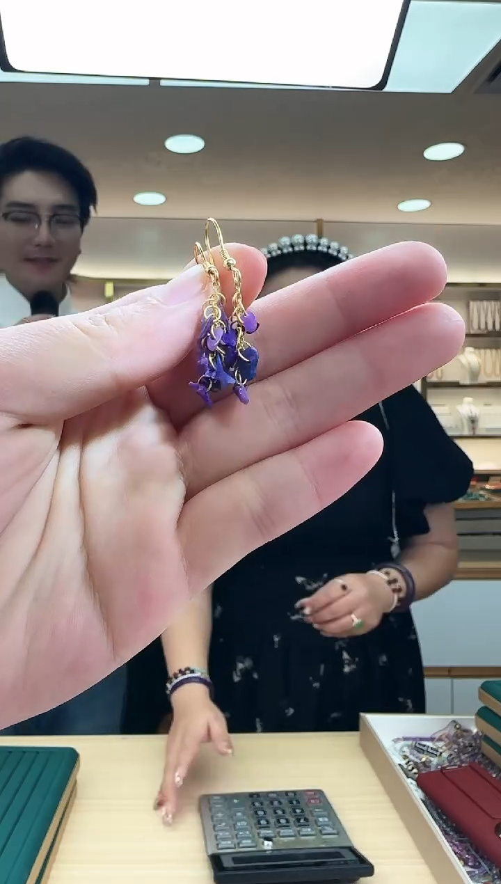 【闪购商品】苏纪石（舒俱来）耳钩库存有限售完即止未镶嵌 