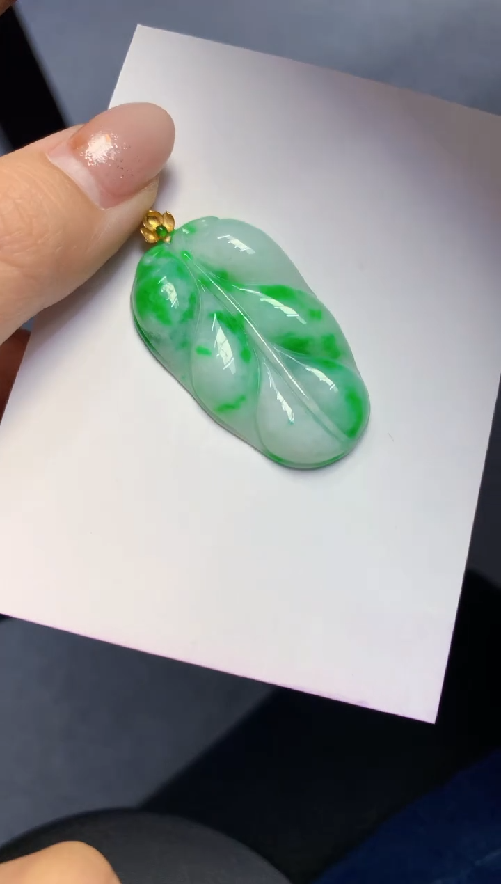 颈饰18K金镶嵌翡翠天然缅甸a货翡翠百元以上9元证书费自理