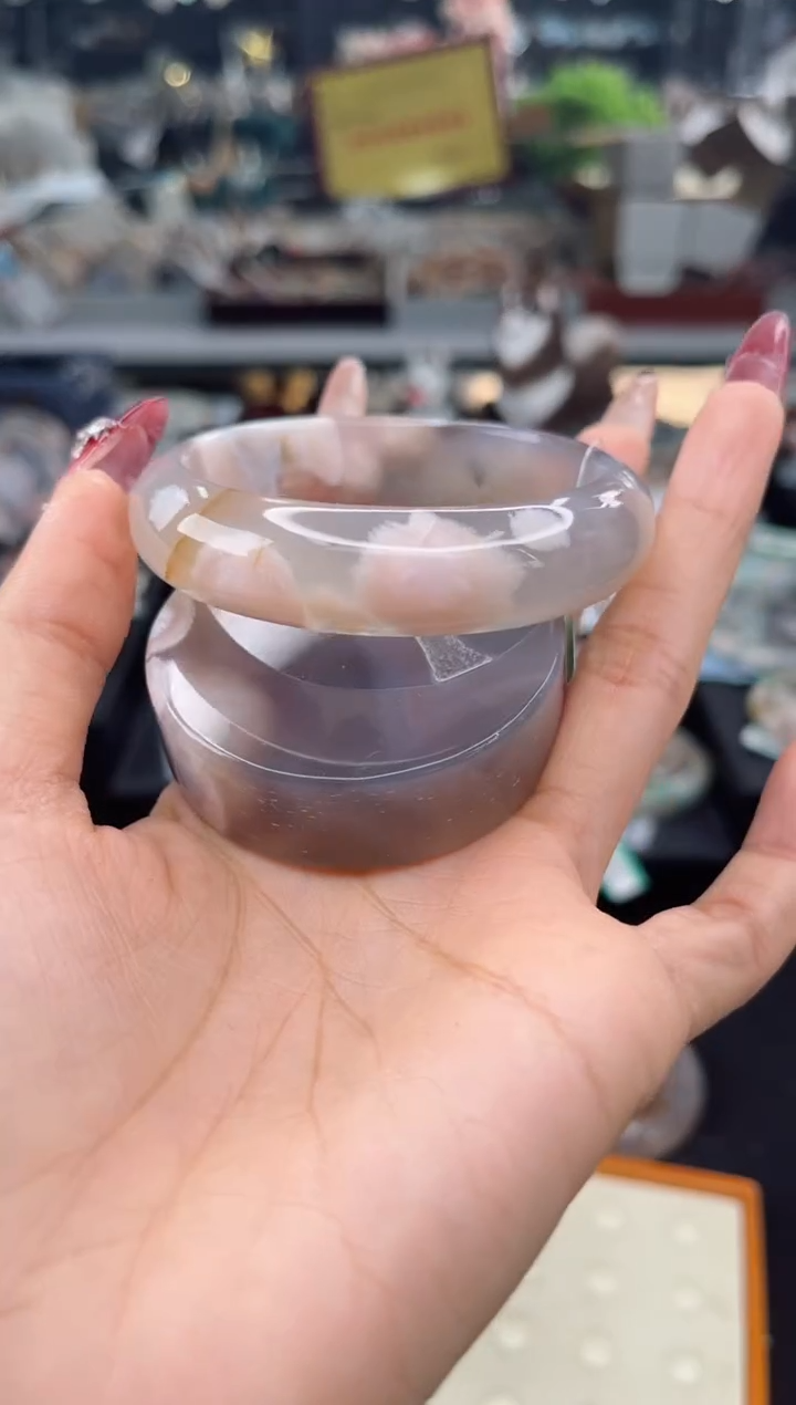 【闪购商品】石英质玉手镯未镶嵌55圈口（赠品镯心）3567213