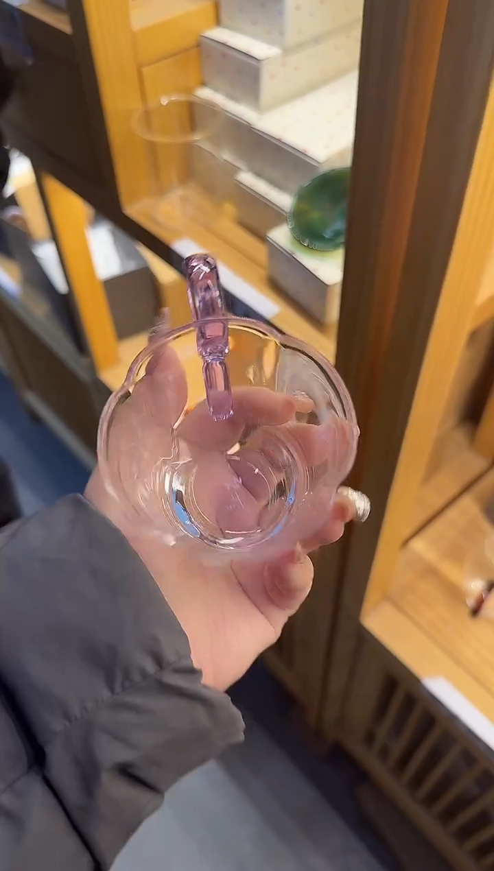 紫色把杯        