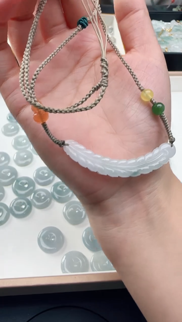 【闪购商品】翡翠颈饰未镶嵌TZG0118272