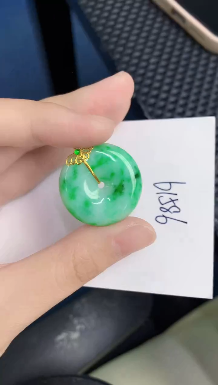 【闪购商品】翡翠颈饰18K金镶嵌0000000000