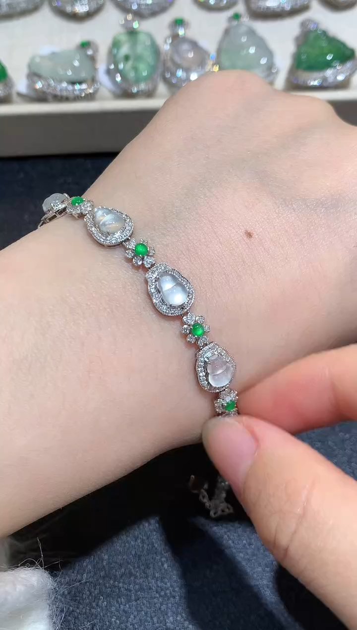 【闪购商品】翡翠手链18K金镶嵌C179    多样性一件发货