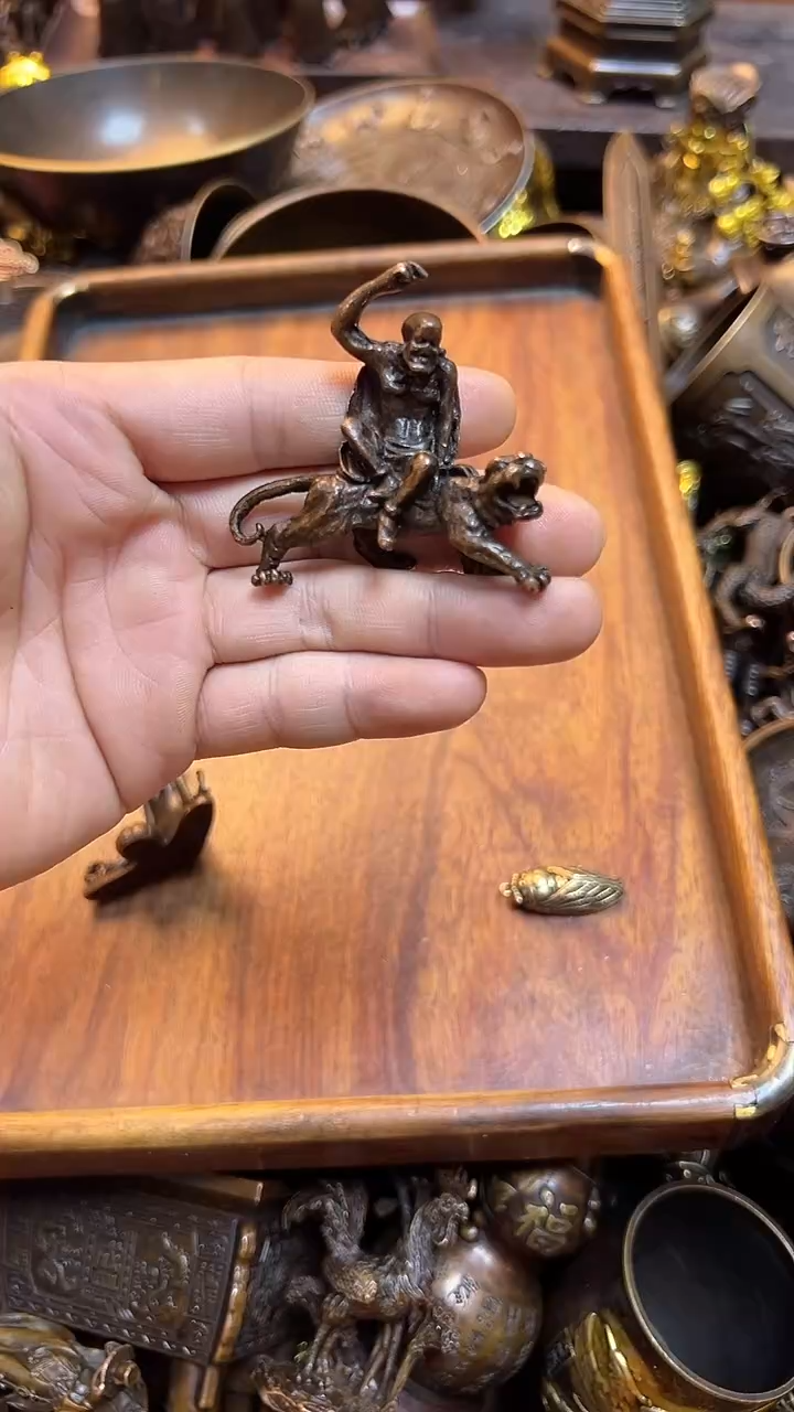 1案台摆件 物品摆件