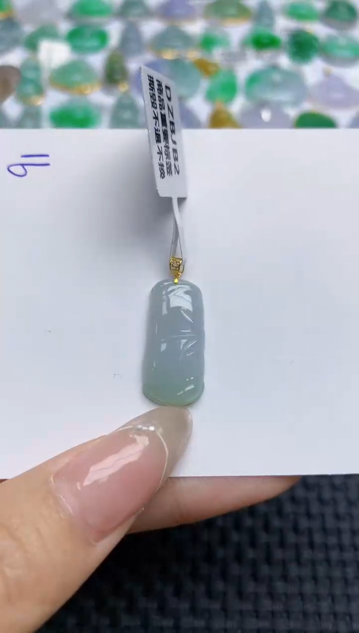 【闪购商品】翡翠颈饰18K金镶嵌天然翡翠A货