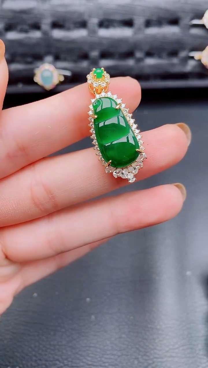 【闪购商品】翡翠颈饰银S925镶嵌天然a货翡翠614