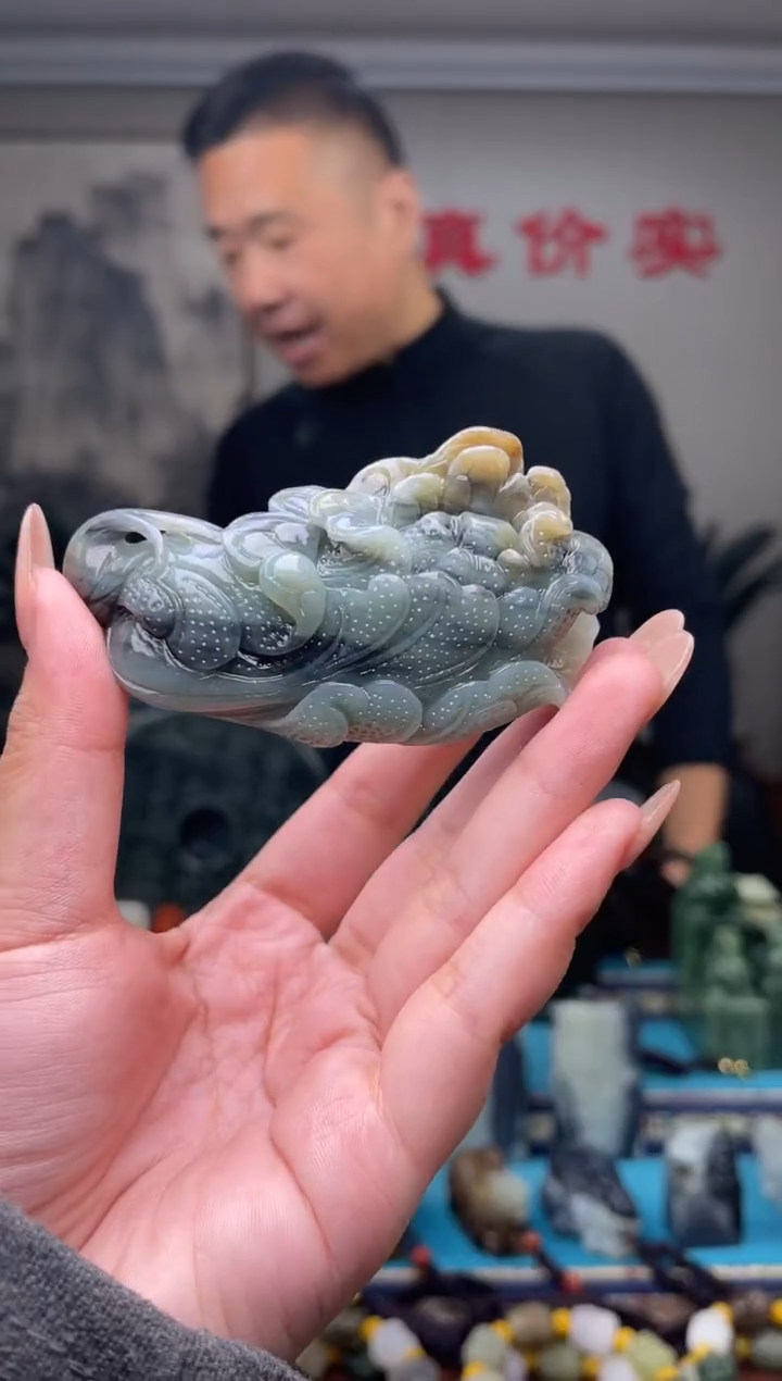 未镶嵌和田玉挂件1