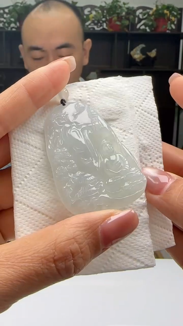 【闪购商品】翡翠颈饰未镶嵌天然翡翠A货吊坠