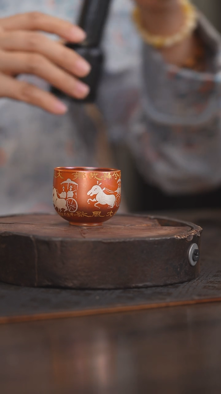 【闪购商品】杯65柴房陶瓷丨金红错金银车马图单杯