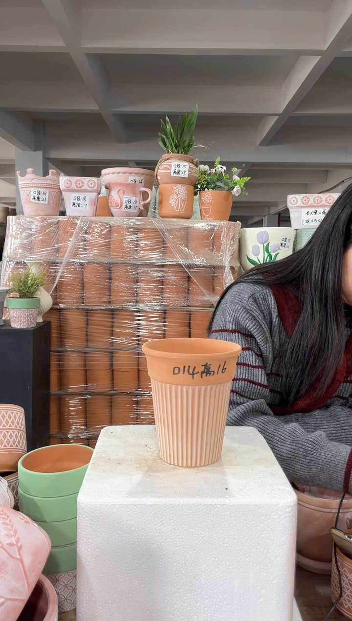 【闪购商品】红陶米黄竖纹高脚14-16