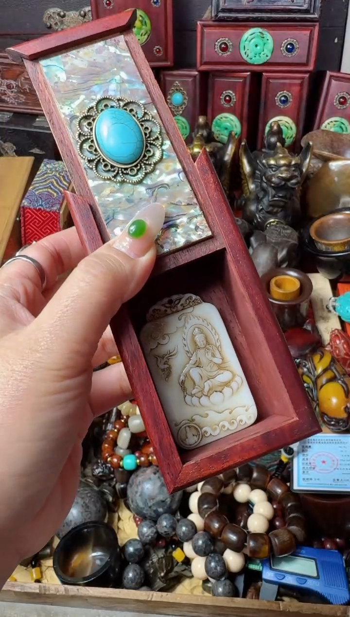 【闪购商品】木盒观音牌主播推荐：一物一拍，讲解为准！