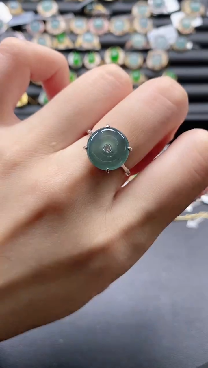 【闪购商品】翡翠戒指银S925镶嵌51511