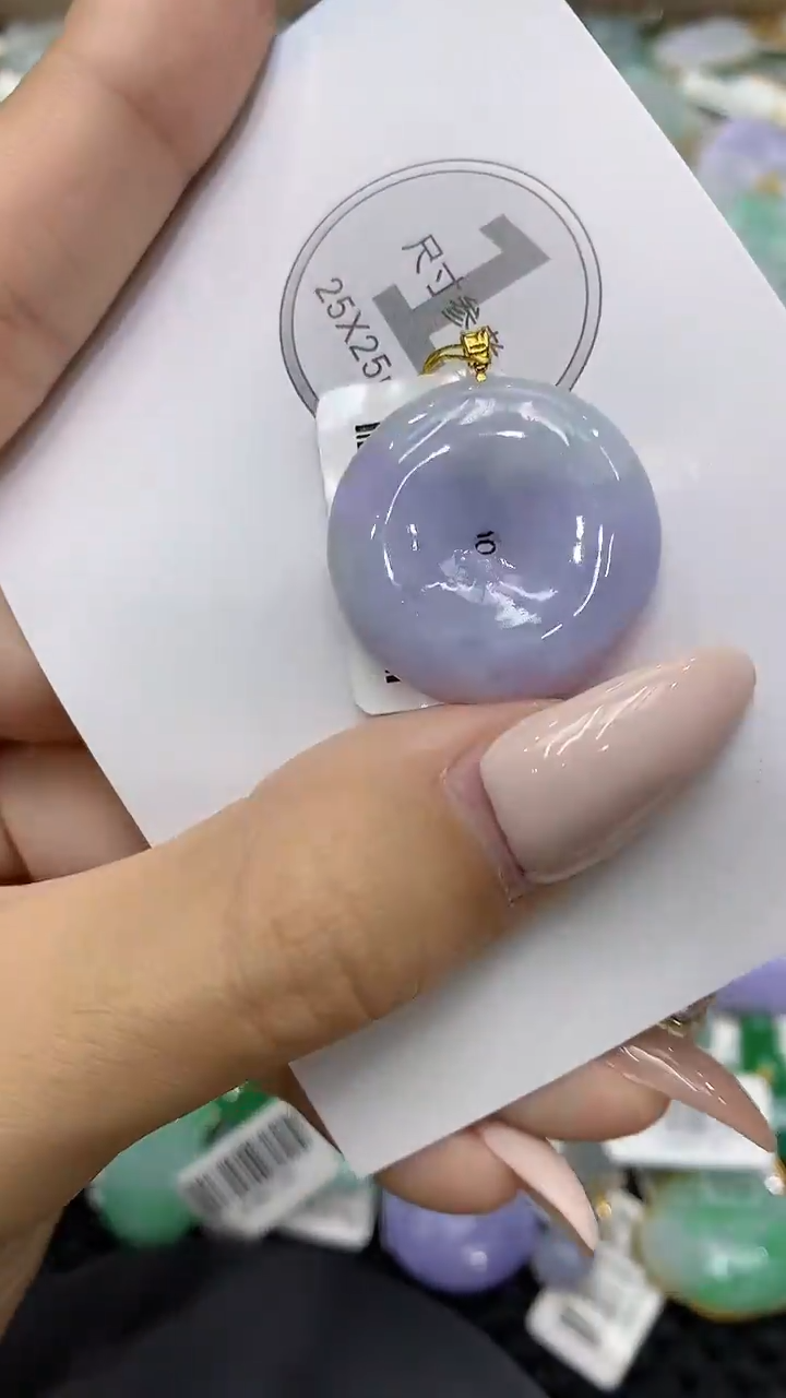 颈饰18K金镶嵌翡翠111111111111