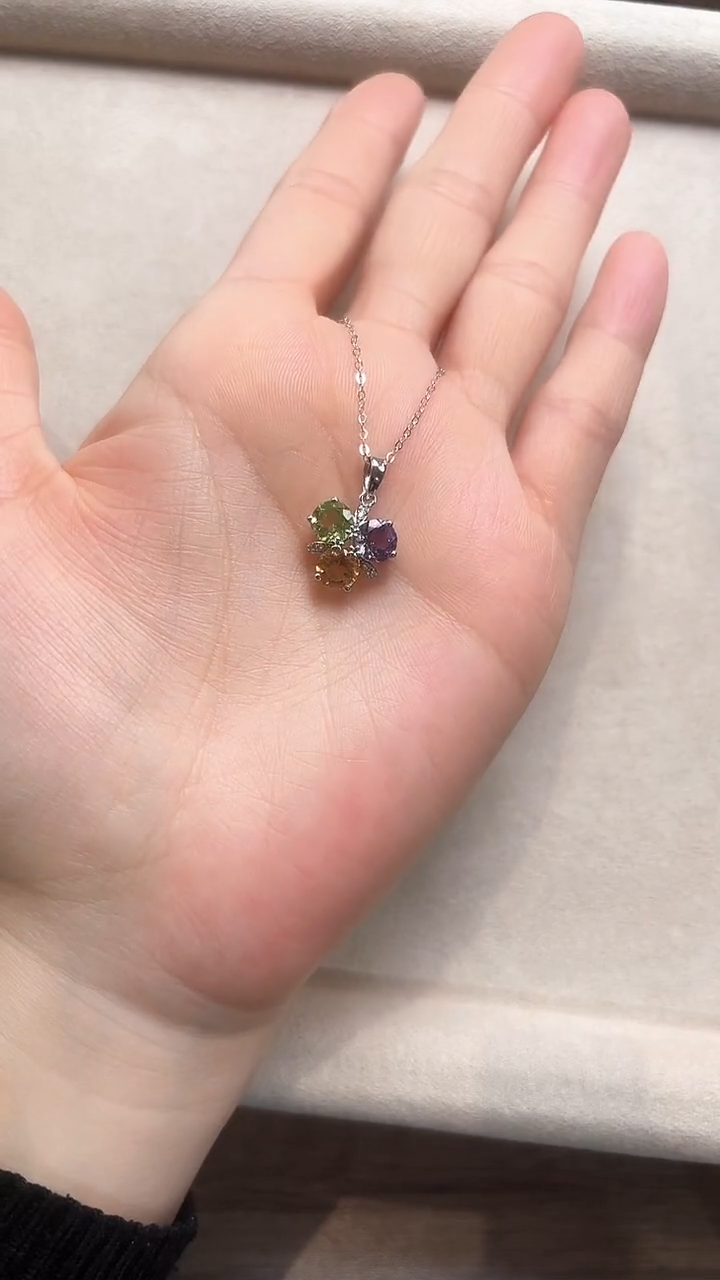 【闪购商品】水晶项链银S925镶嵌天然宝石