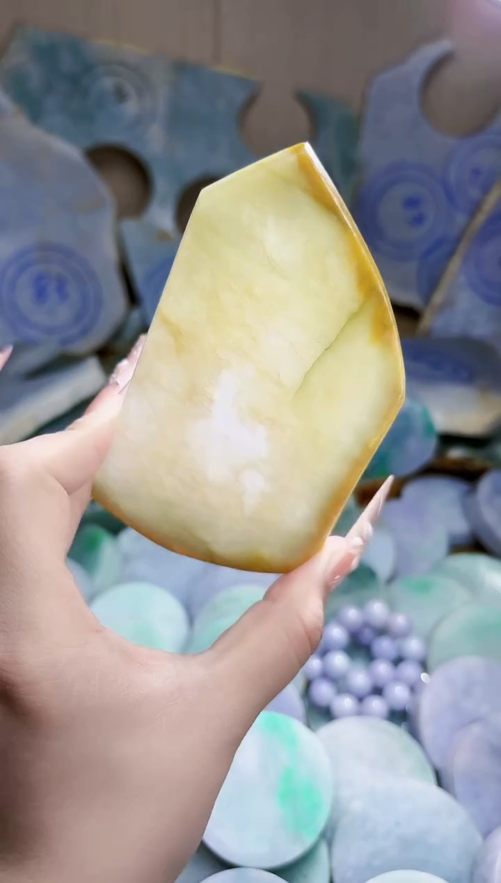 翡翠未镶嵌颈饰翡翠A货 江谭202