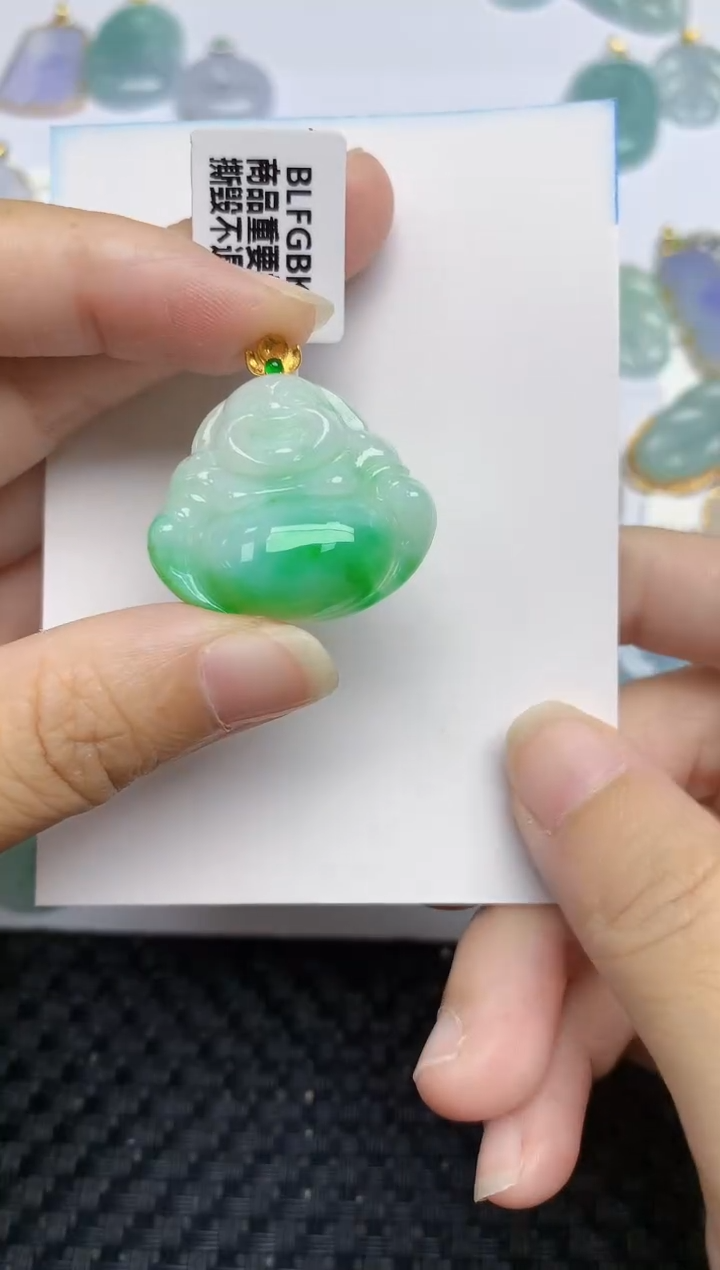 翡翠18K金镶嵌颈饰天然翡翠A货