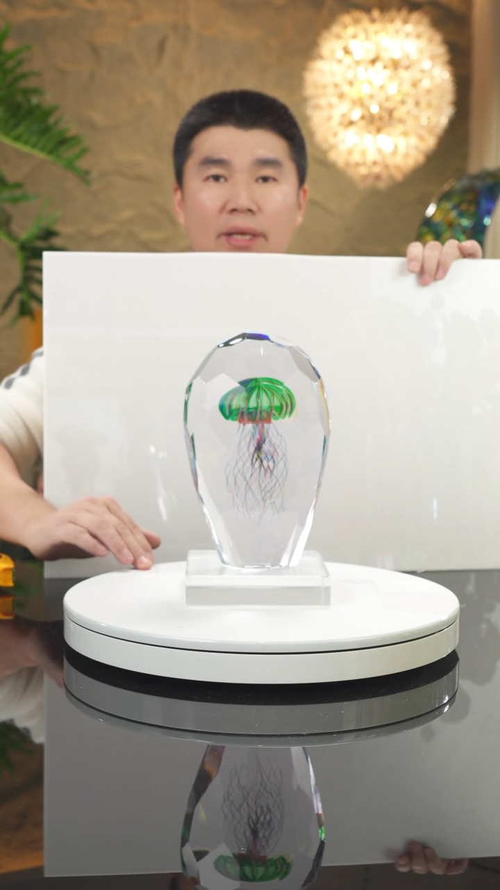 【闪购商品】摆件设计款绿色水母摆件带底座