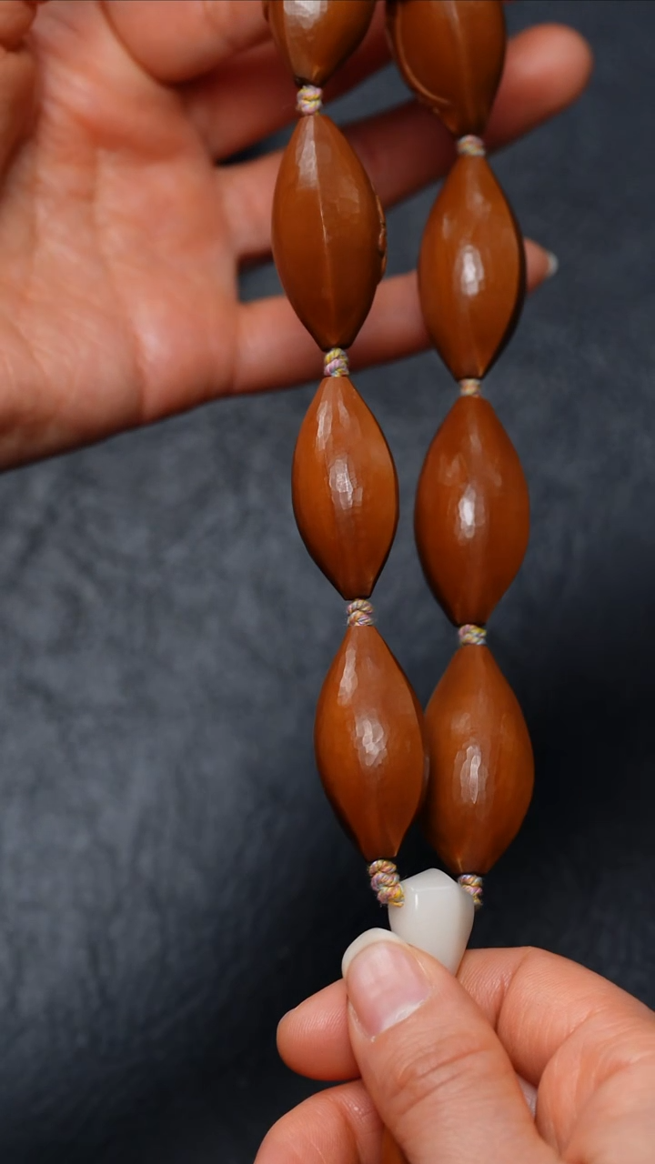 【闪购商品】橄榄核手串橄榄核