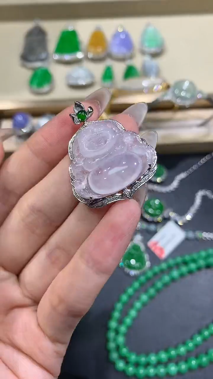 【闪购商品】翡翠吊坠(不含链)18K金镶嵌10团购