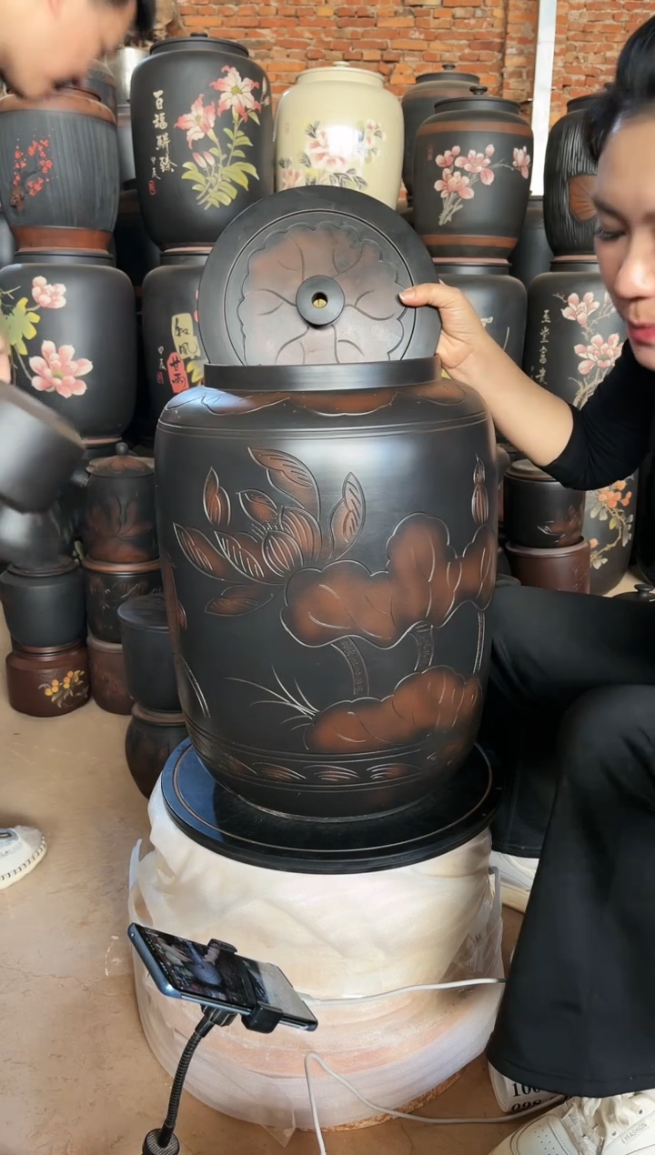 【闪购商品】壶完品 水缸 36升 荷花 高51cm