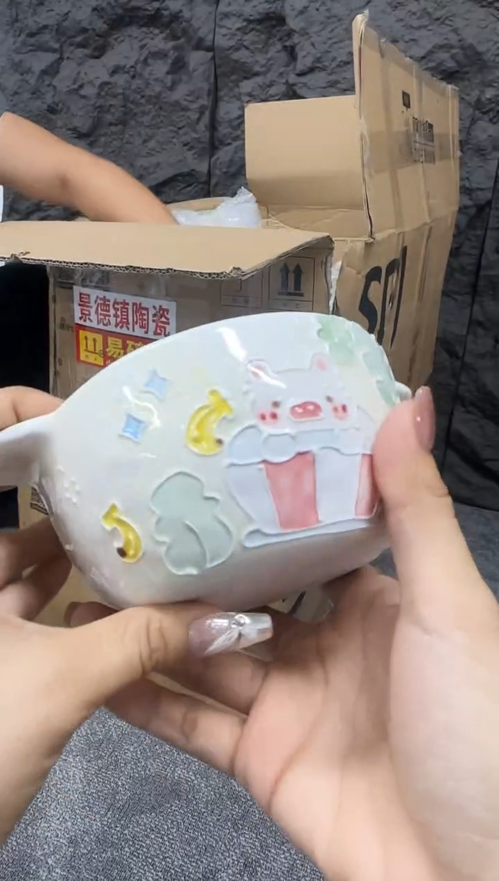 手捏双耳碗立体釉小猪