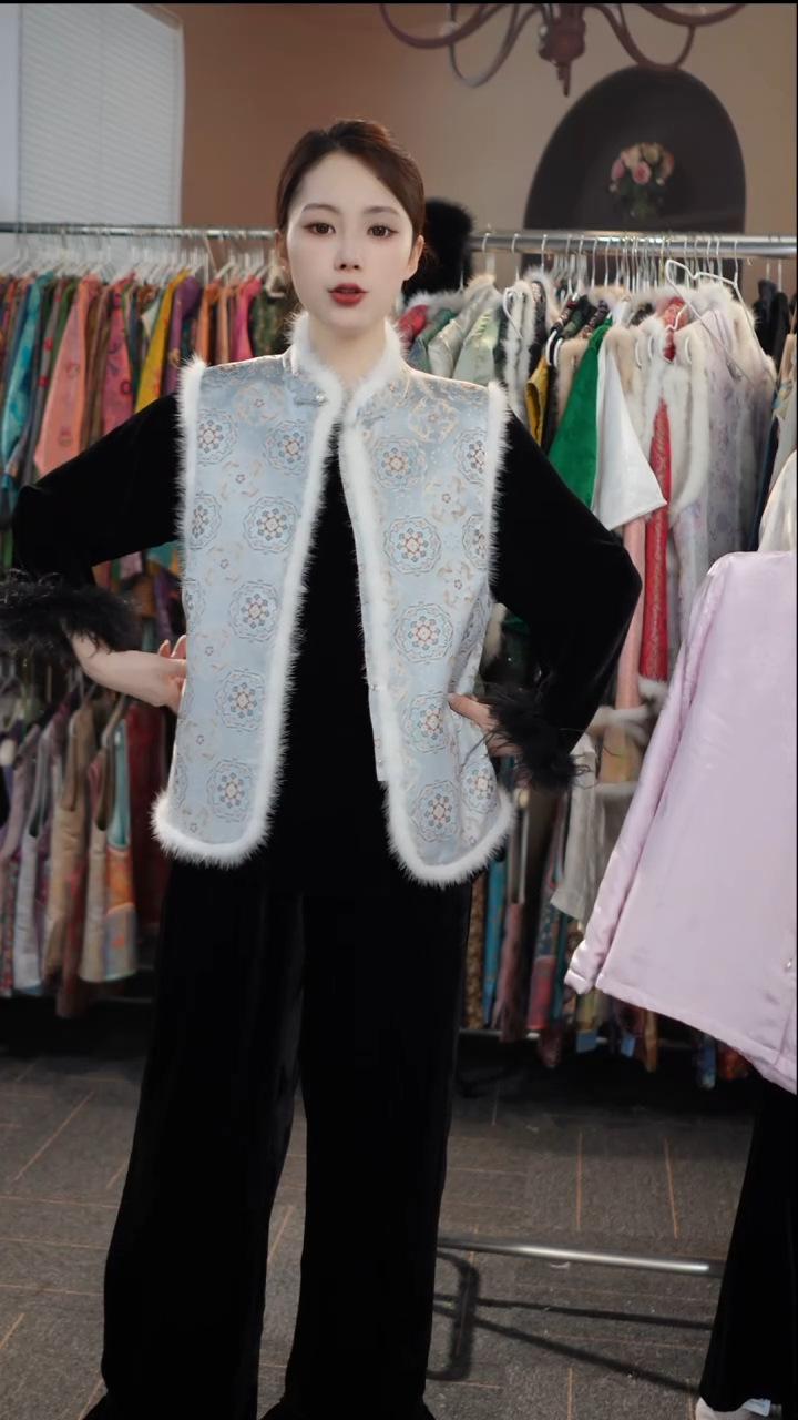 宝箱水貂毛马甲    