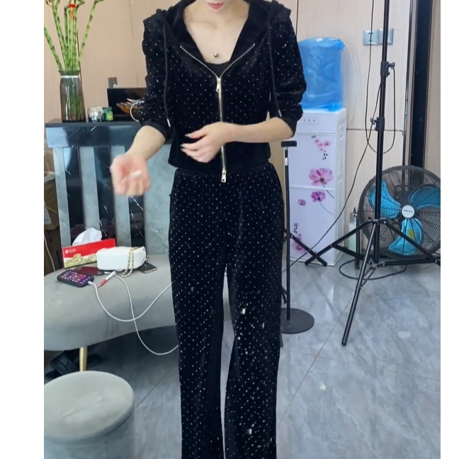 2025时尚新款丝绒法式设计感套装裙百搭高级套装CY20602