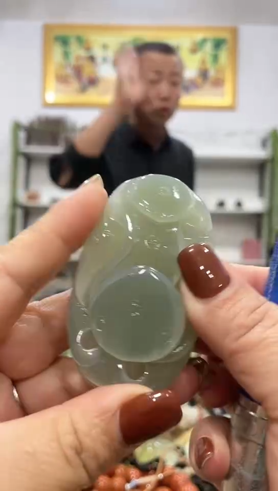 未镶嵌岫玉手把   