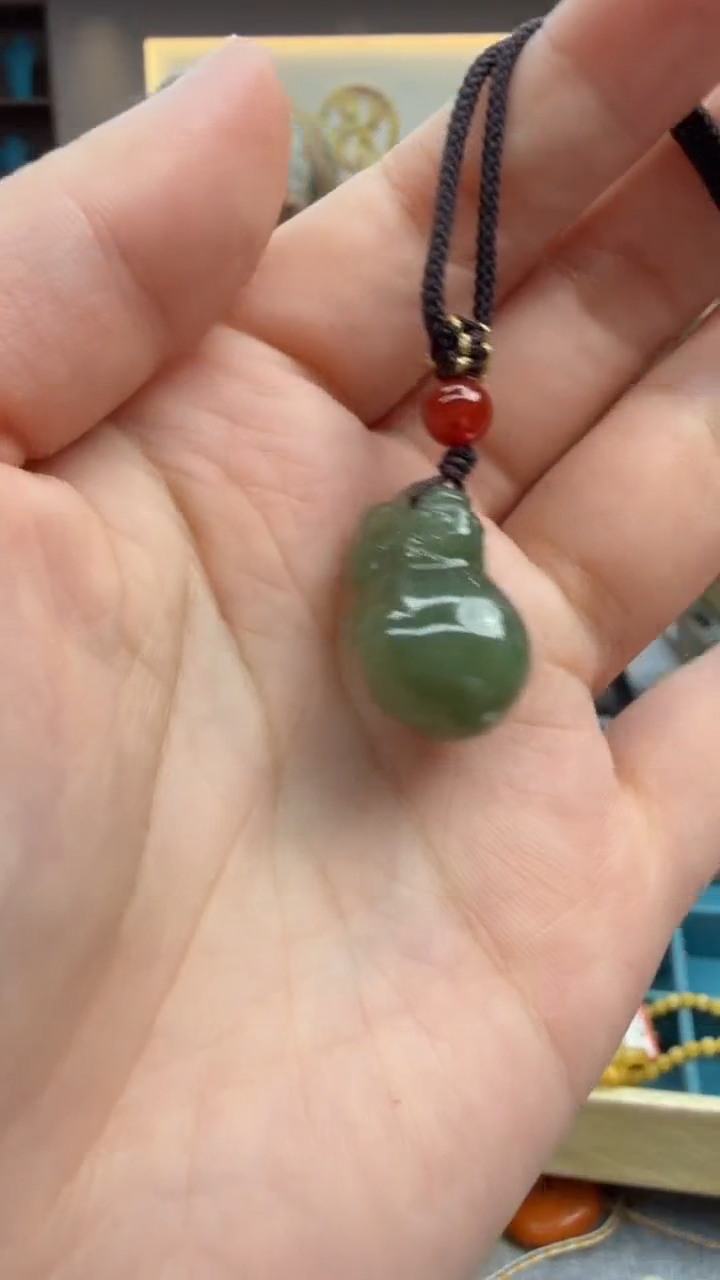 和田玉未镶嵌颈饰267秒拍号   假一赔三