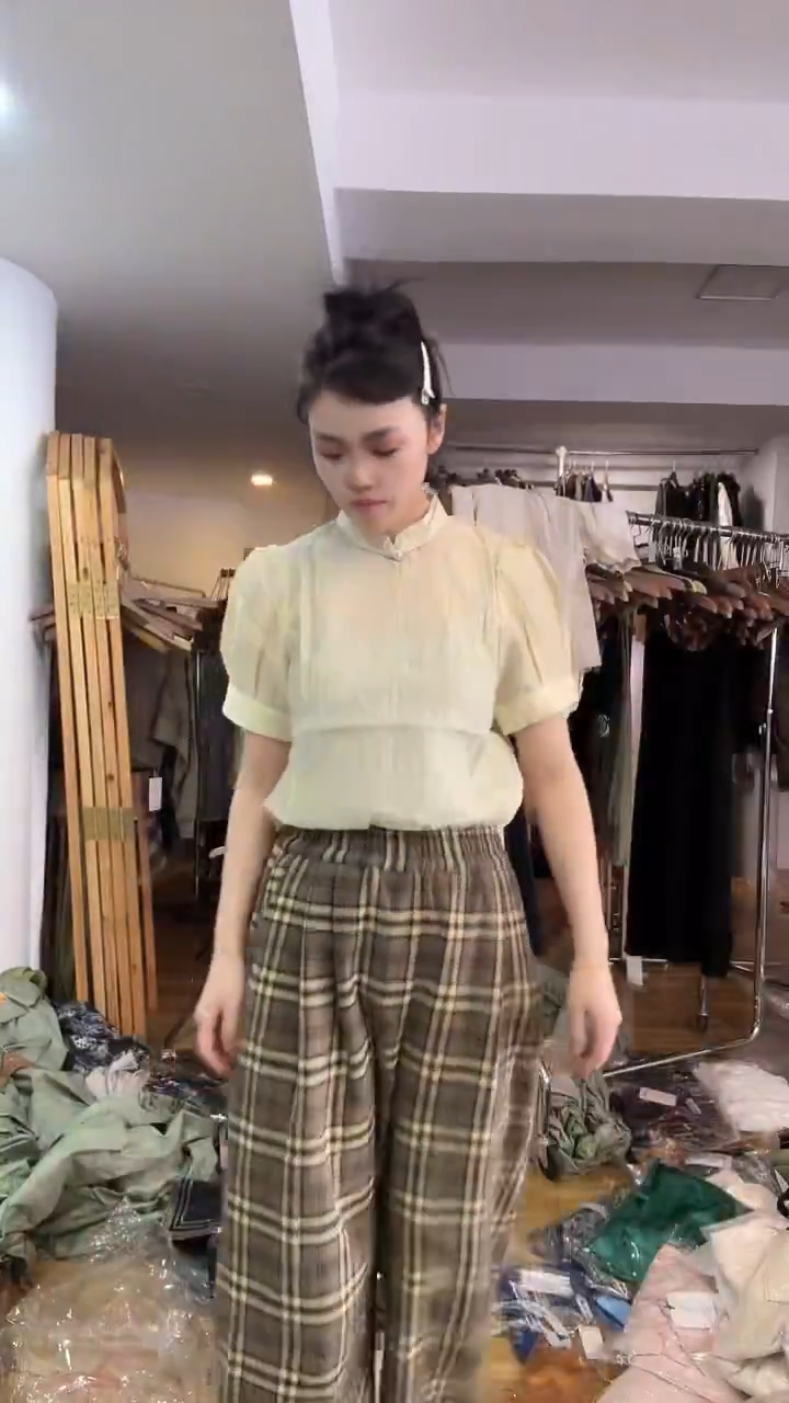 L       115斤以里