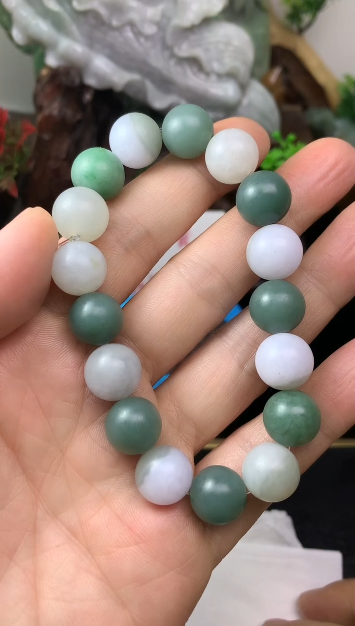 颈饰未镶嵌翡翠凤*子手串