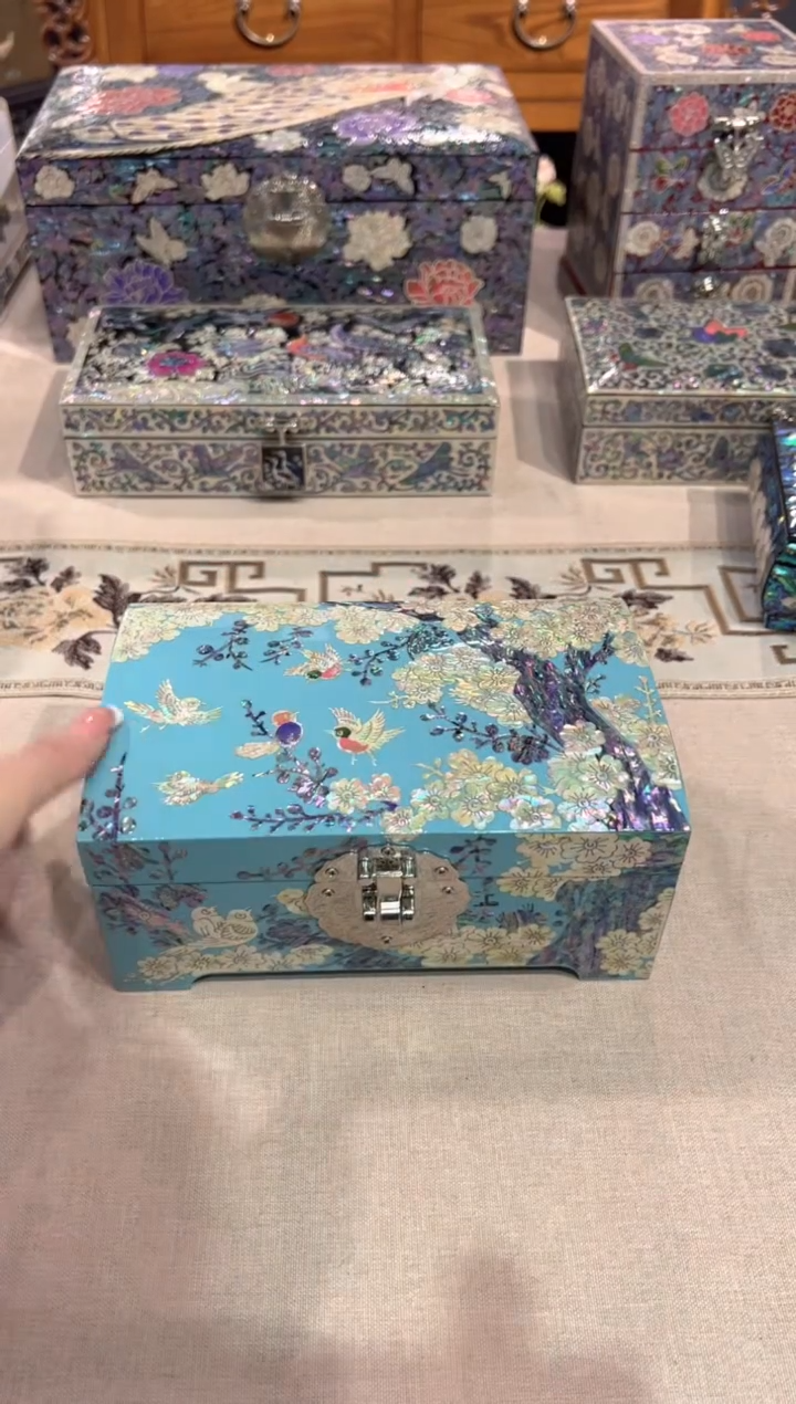 【闪购商品】鱼锁满贝底弘贝雅螺钿漆器文化馆